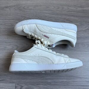 Puma Vikky V2 White Sneakers Women’s Size 8